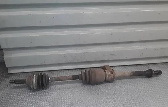 Hyundai Santa Fe Front driveshaft 