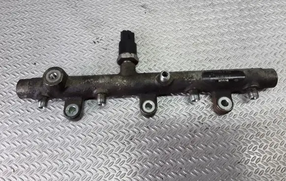 Peugeot 406 Fuel main line pipe