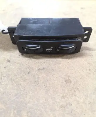 Toyota Avensis T250 Seat heating switch 453417