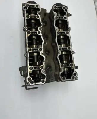 Citroen C4 I Engine head 9656769580