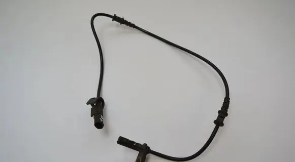 Mercedes-Benz E W211 ABS brake wheel speed sensor A2115401317