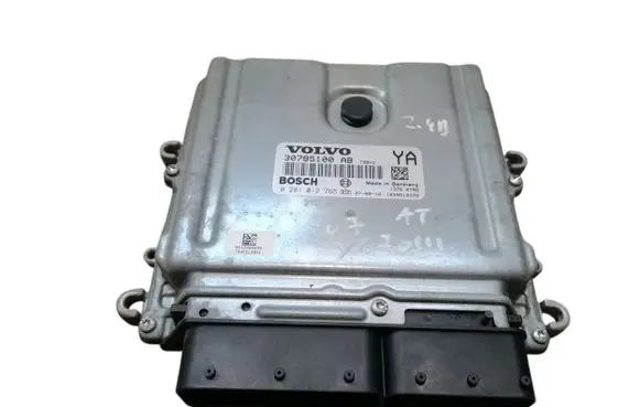 Volvo XC70 Engine control unit/module 0281012765 30785100 30785100AB