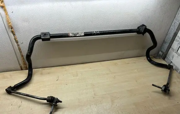 Mercedes-Benz E W238 Front anti-roll bar/sway bar A2053231465