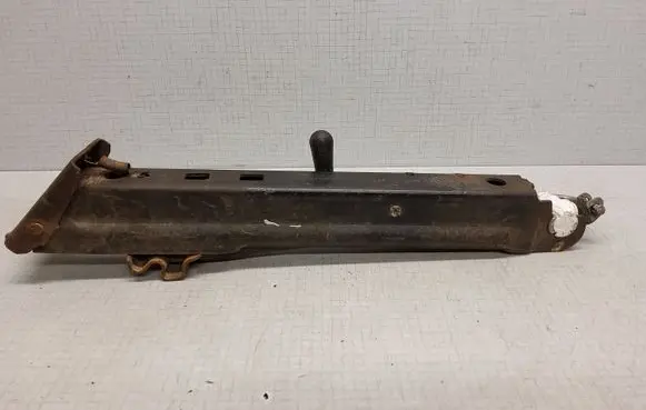 Audi 100 200 5000 C3 Lift Jack 01011031N