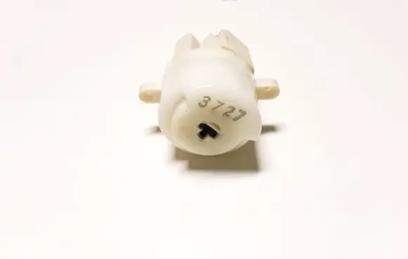 Nissan X-Trail T30 Ignition lock contact 3727