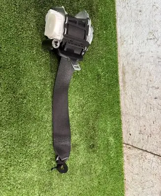 BMW iX3 Rear seatbelt 7469998