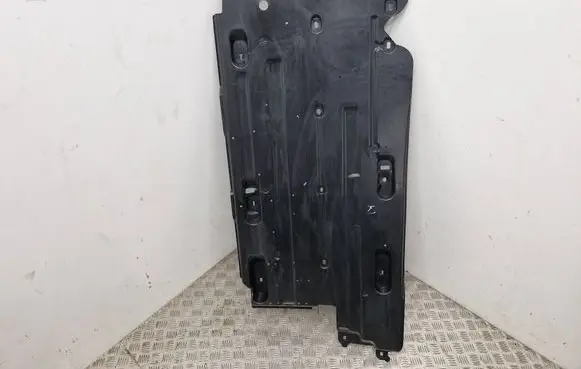Peugeot 308 Side bottom protection 9832617680 9836008280
