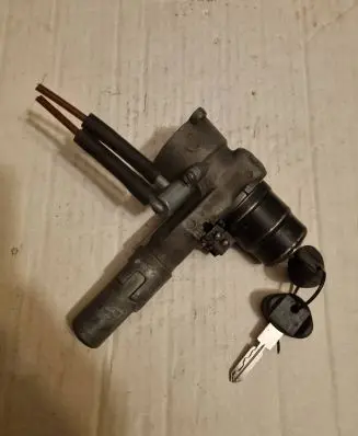 Mercedes-Benz E W124 Ignition lock