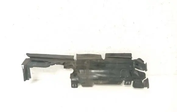 Audi A4 S4 B9 Intercooler air guide/duct channel 8W0121283