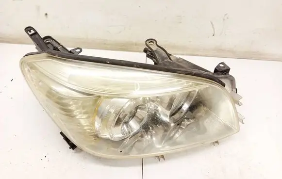 Toyota RAV 4 (XA30) Headlight/headlamp 9336860
