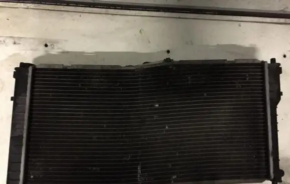 Mazda 626 Coolant radiator