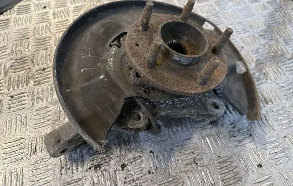 Opel Astra J Front wheel hub