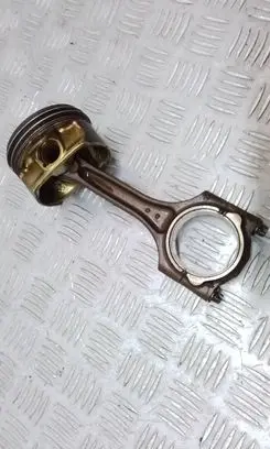 Volvo XC60 Piston with connecting rod