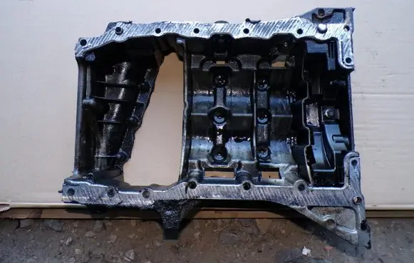 Opel Vivaro Oil sump 8200672739
