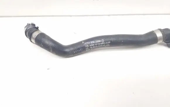Mercedes-Benz CLS C219 Air intake hose/pipe A2118302896