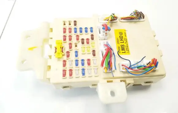 Hyundai ix35 Fuse module 919502S521