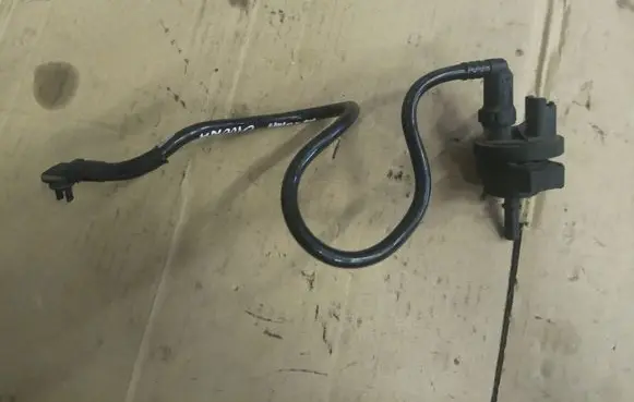 Renault Laguna II Camshaft vanos timing valve 108674