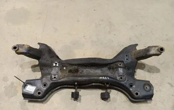 Volkswagen Cross Polo Front subframe 