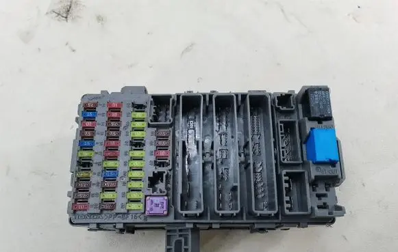 Fuse box set