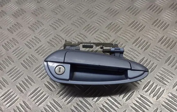 Fiat Grande Punto Front door exterior handle/bracket 