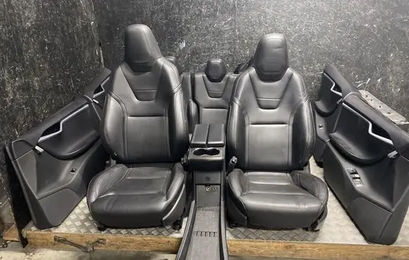 Tesla Model S Seat set 