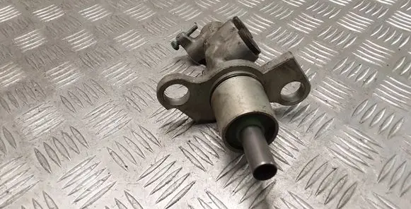 Audi A6 S6 C5 4B Master brake cylinder