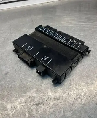 Mercedes-Benz E W211 Door control unit/module A2118200226 05020830