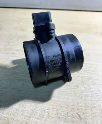 Mercedes-Benz C W203 Mass air flow meter 0281002535 A6460940048