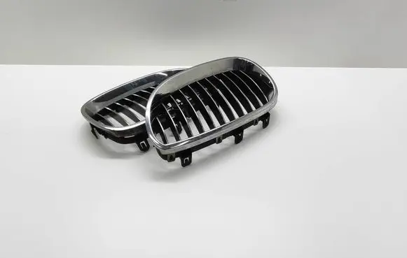 BMW 5 E60 E61 Front grill 7027062 7027062AI07 51137027062