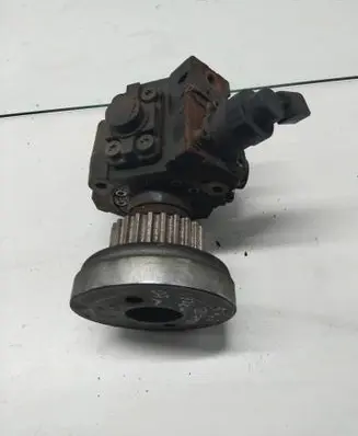 Audi A6 S6 C6 4F Fuel injection high pressure pump 0445010154 0600197 059130755S