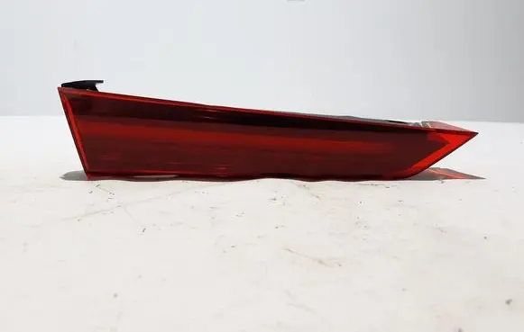 Volvo S60 Tailgate rear/tail lights 32133724