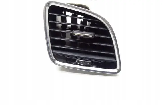 Audi Q3 8U Dashboard side air vent grill/cover trim 8U2820902B