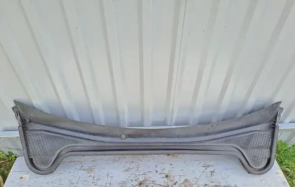 Ford Focus Wiper trim JX7BA02222B