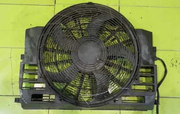 Rover Range Rover Fan set 6906107 12AB5