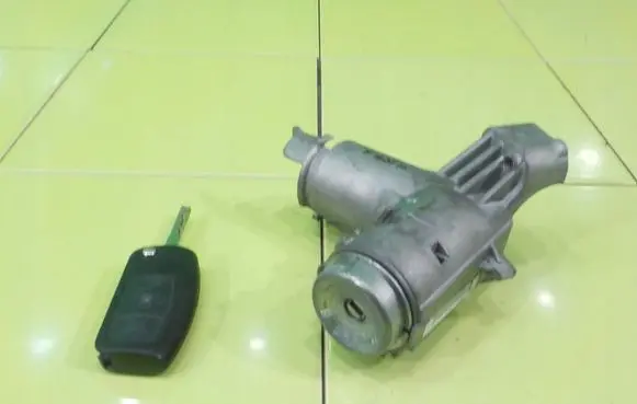 Ford Fiesta Ignition lock 