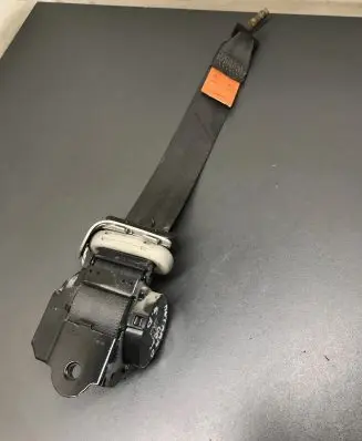 Opel Antara Rear seatbelt 190648 0435139