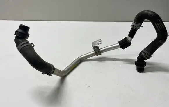 Mercedes-Benz C W205 Engine coolant pipe/hose A2742002551