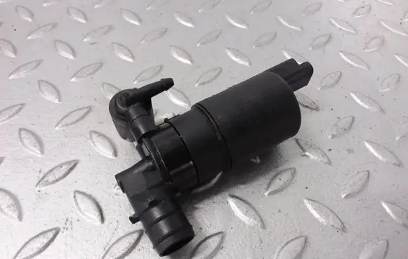 Citroen C4 I Windscreen/windshield washer pump 8200031805 8200184555 9632984980