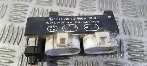 Volkswagen Sharan Coolant fan relay 701919506a