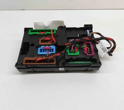 BMW 3 G20 G21 Fuse module 8795477 8734162
