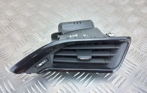 Peugeot 208 Dashboard side air vent grill/cover trim 9673131677