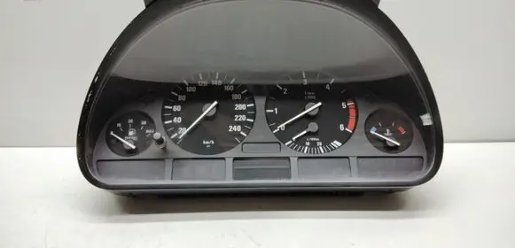 BMW 5 E39 Speedometer (instrument cluster) 8375898