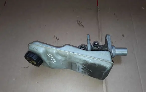 Ford Mondeo MK IV Master brake cylinder 03350890141