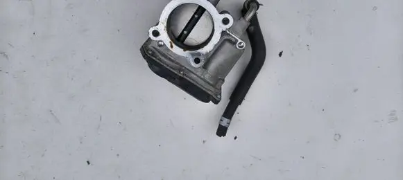 Toyota RAV 4 (XA40) Throttle body valve 22030-36020