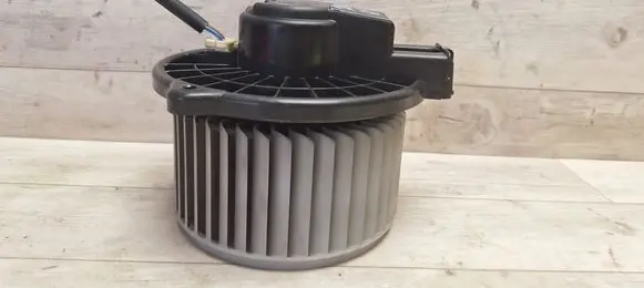 Mitsubishi Grandis Heater fan/blower 2727000120 2H11