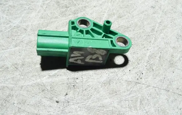 Audi A4 S4 B8 8K Airbag deployment crash/impact sensor 1K0909606C