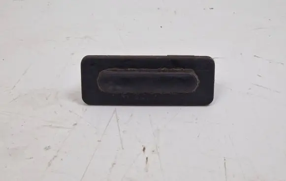 Peugeot 308 Tailgate opening switch 9676028380