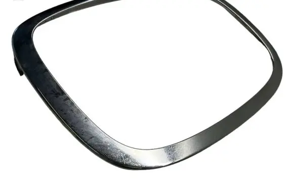 Mini One - Cooper F56 F55 Rear/tail light trim molding 8495332 03526530 8495332RH
