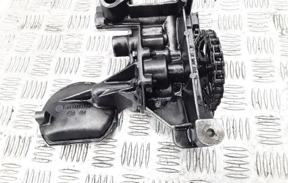 Peugeot 306 Oil pump 9431292021 7941103100