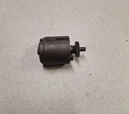 BMW 5 E39 Light switch 8363683